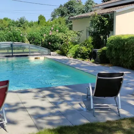 Au Clos Beausejour Bed & Breakfast Chanas