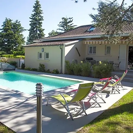 Bed & Breakfast Au Clos Beausejour 4*